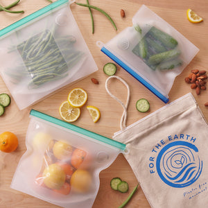 Eco-Seal Bundle Set of 3 Reusable Silicone Bags, 1 bonus lunch tote